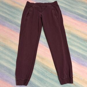 Lululemon size 8 Burgundy / Maroon Jogger Sweat Pants